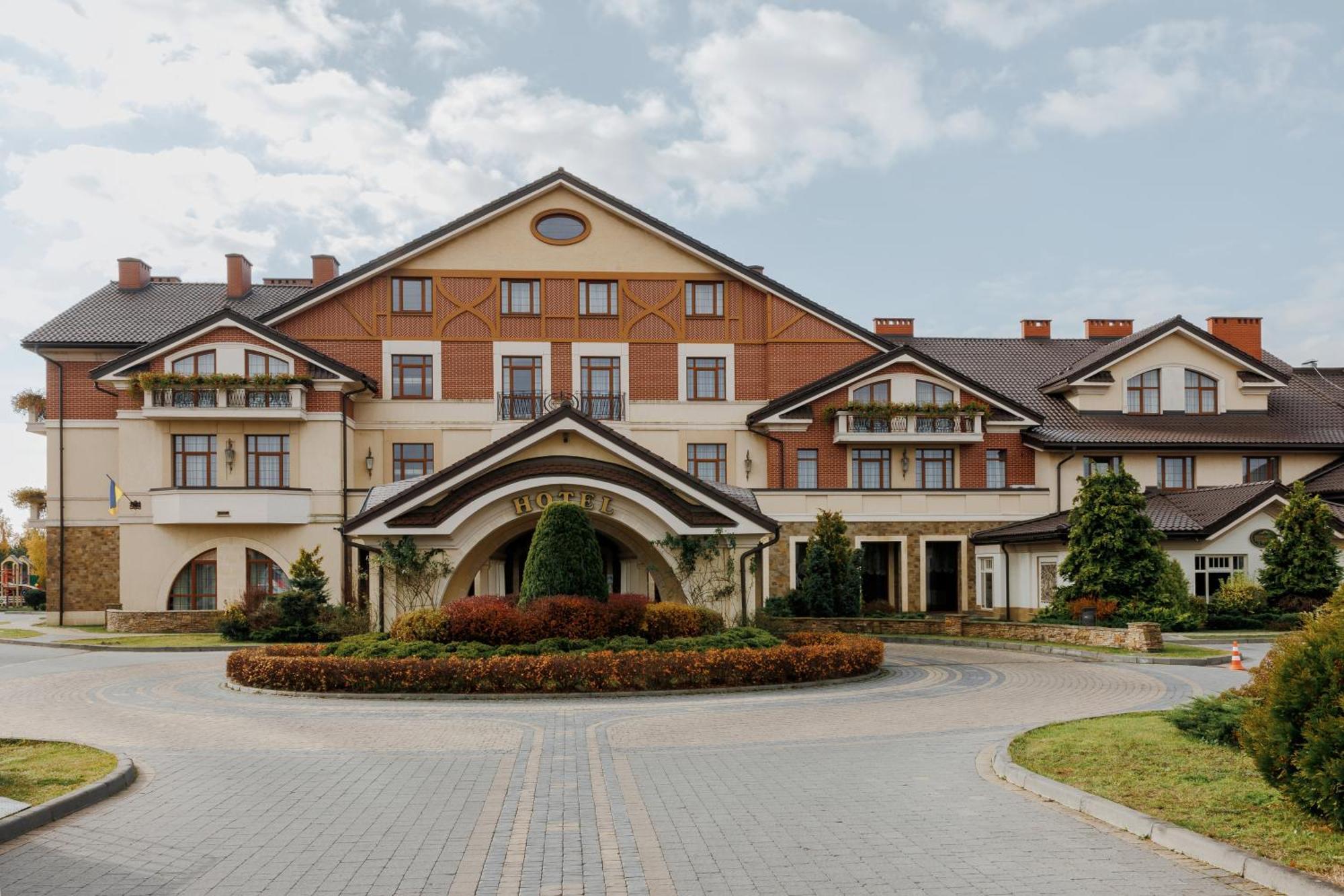 Hotel Panska Gora Lemberg Exterior foto